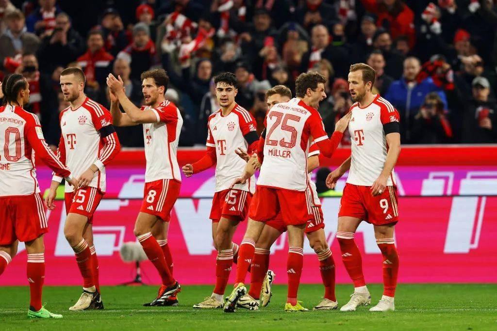 记者：拜仁对霍村前锋阿斯拉尼兴趣愈发明确，已开始相关接触